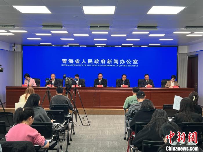 奇趣分分彩：西宁：生态保护优先 推动产业高端化、智能化、绿色化转型