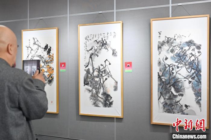 欧陆娱乐登录：“岭南名家 花地雅集”美术作品邀请展在广州开幕